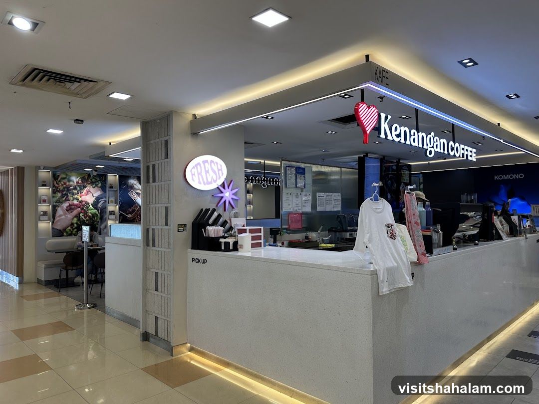 Kenangan Coffee Shop Counter