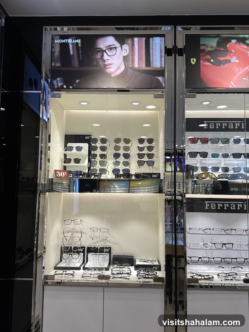 Eyewear Display