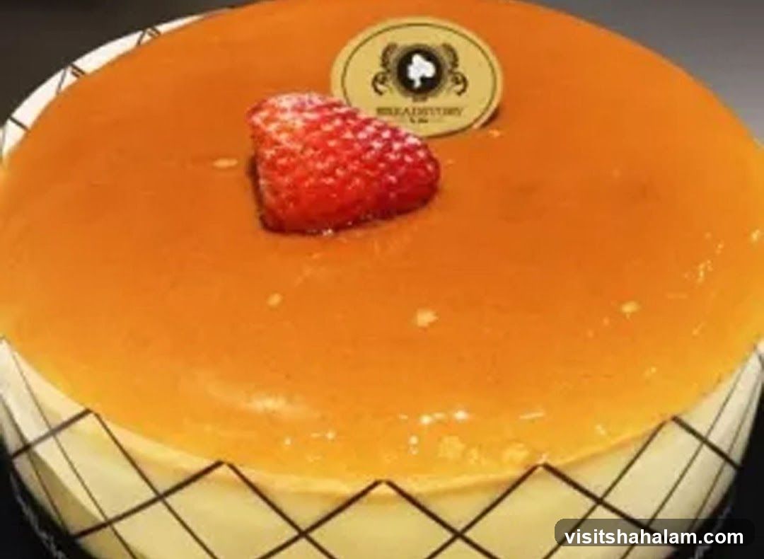 Caramel Cake with Strawberry