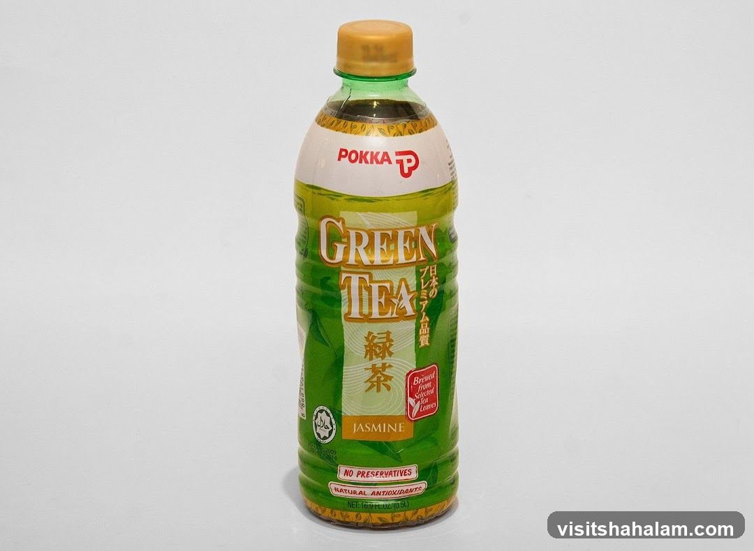 Pokka Green Tea Bottle