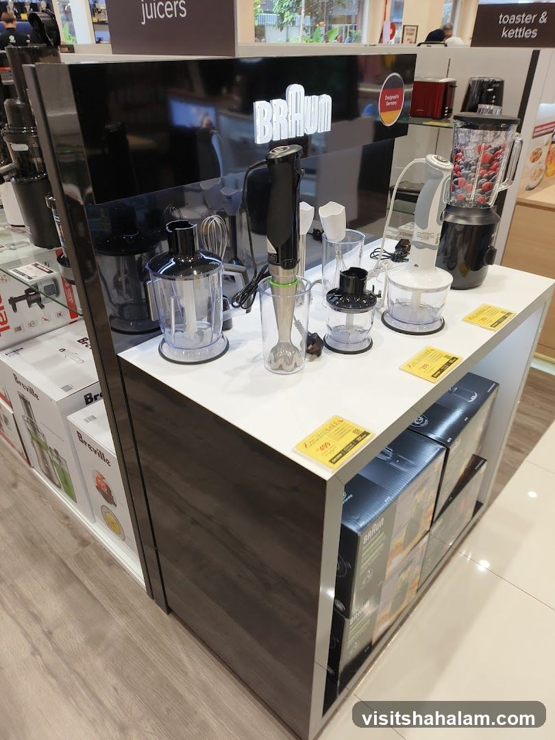 Braun kitchen appliances display