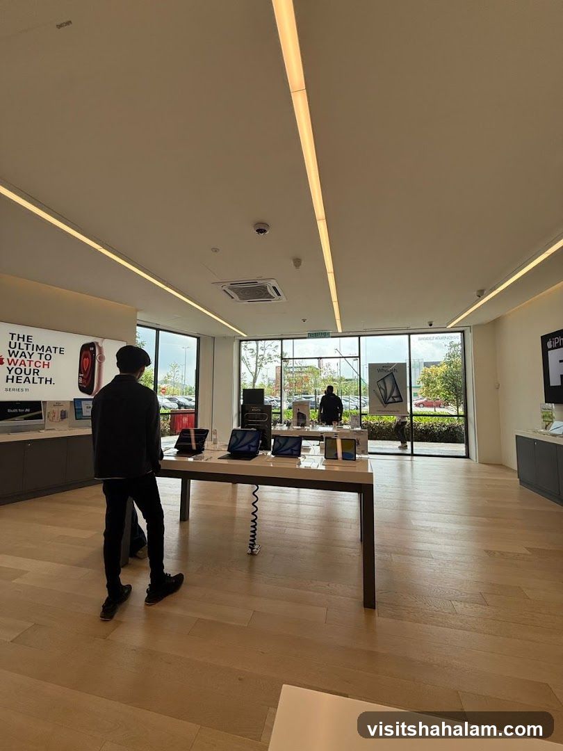 Apple Store Interior