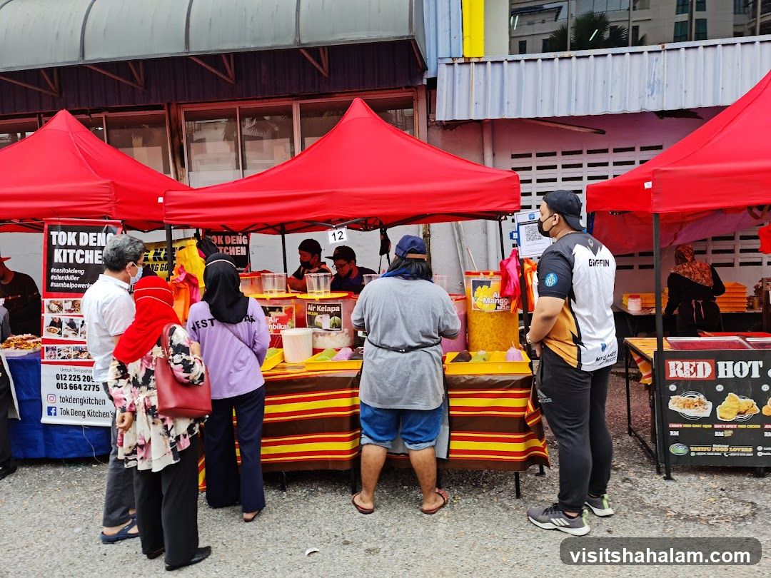 Outdoor Food Stalls