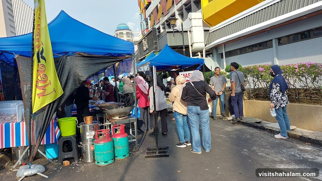 Outdoor Food Stalls