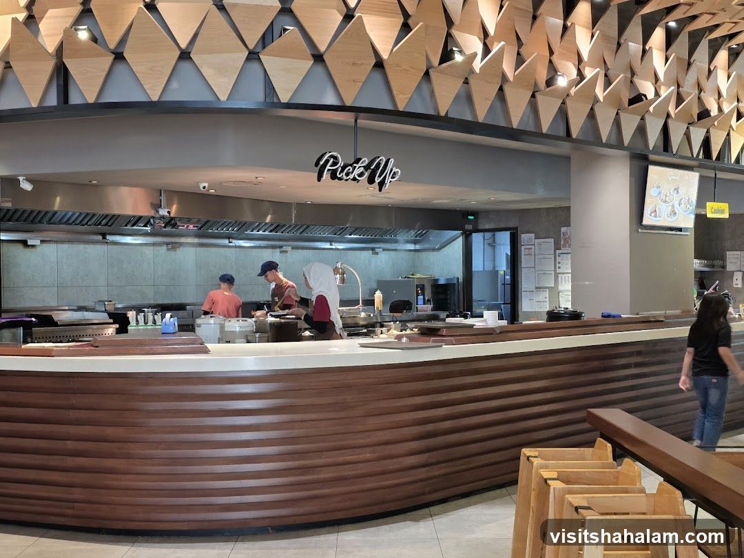 Restaurant Kitchen and Counter