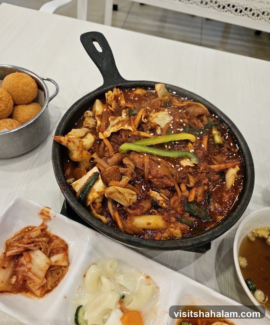 Korean Stir-Fry Dish