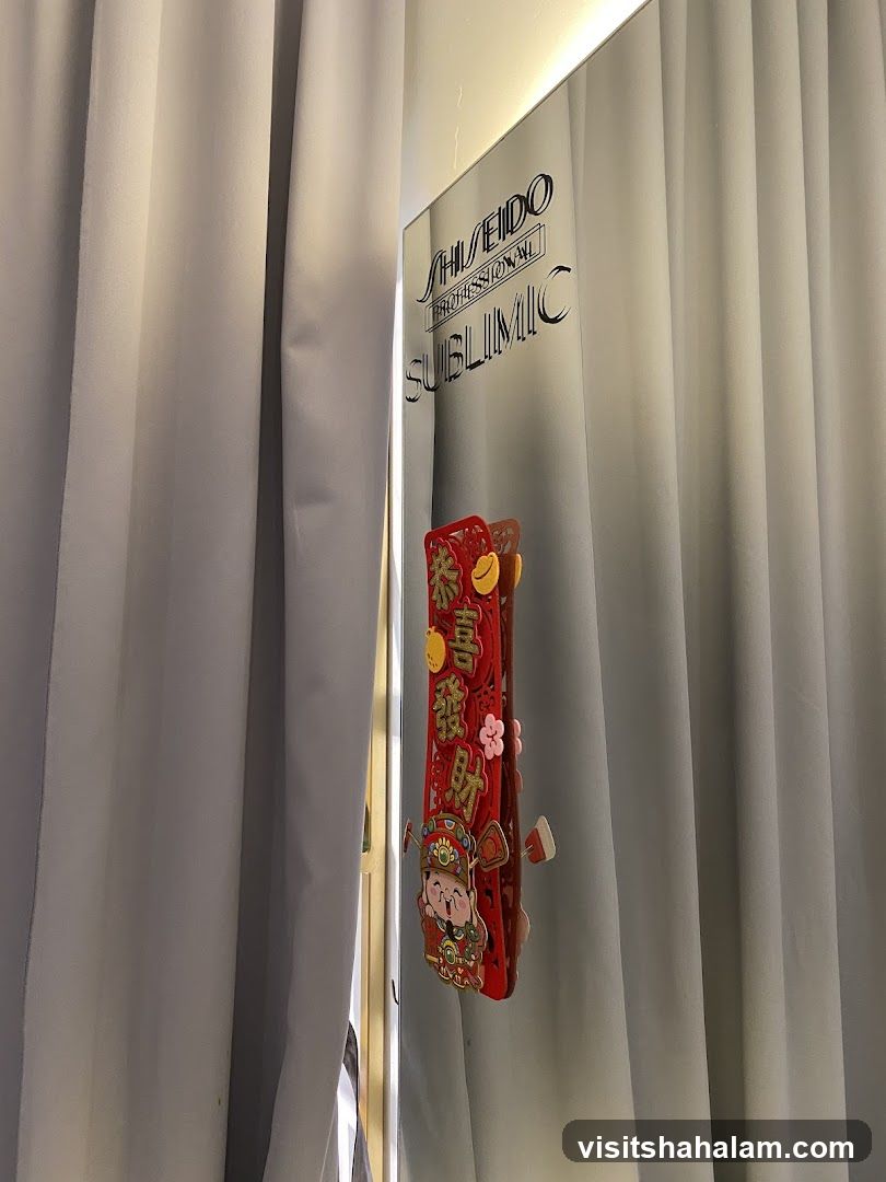 Shiseido Professional Sublimic Mirror Decoration