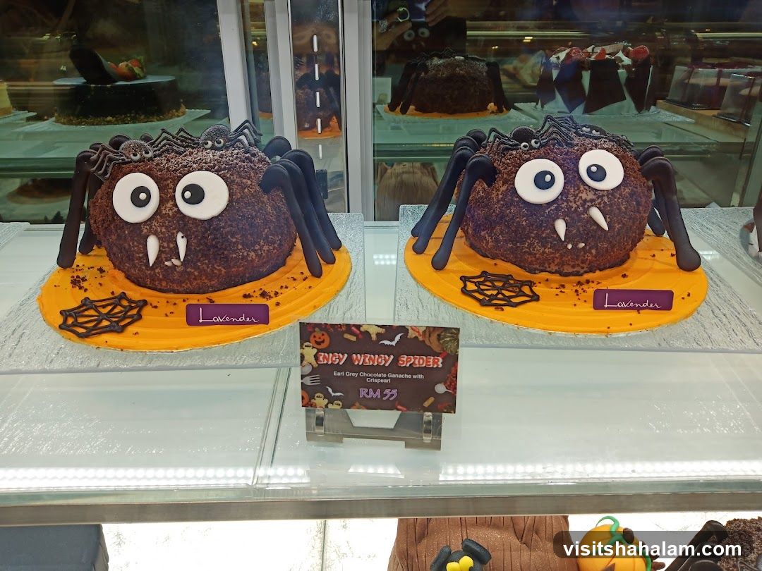 Spider Cakes