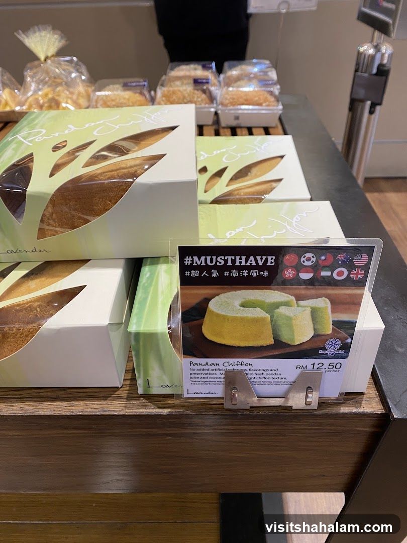Pandan Chiffon Cake Display