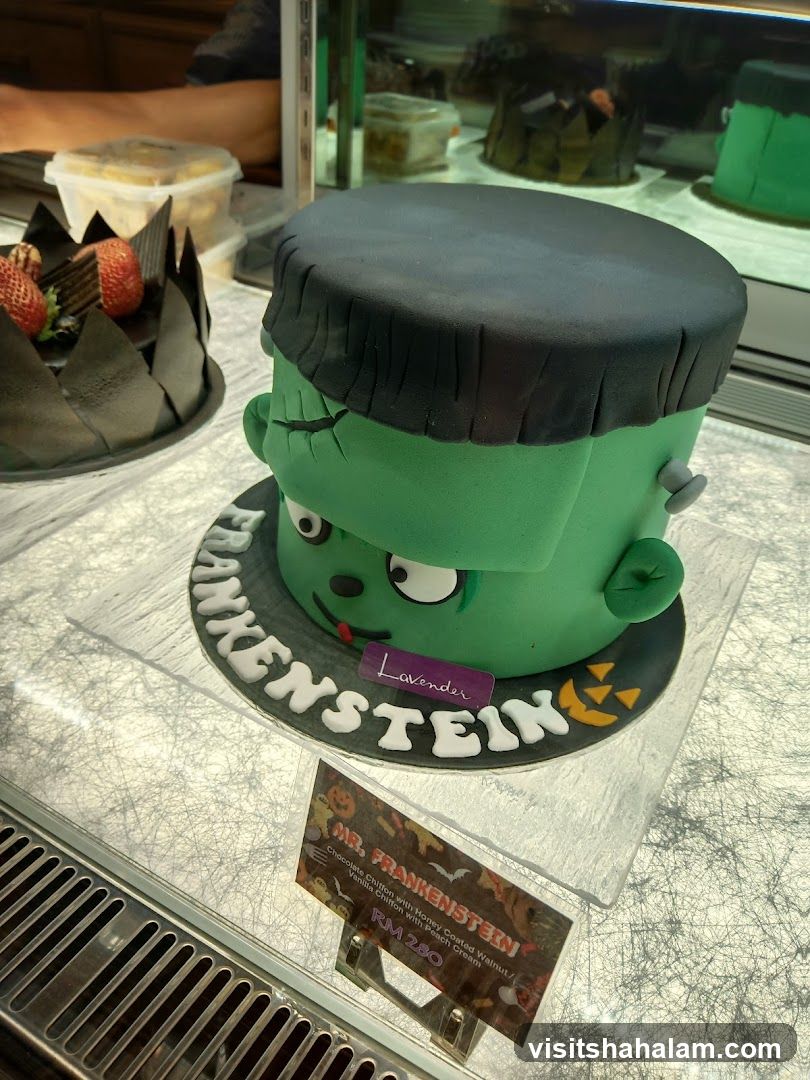 Frankenstein Cake