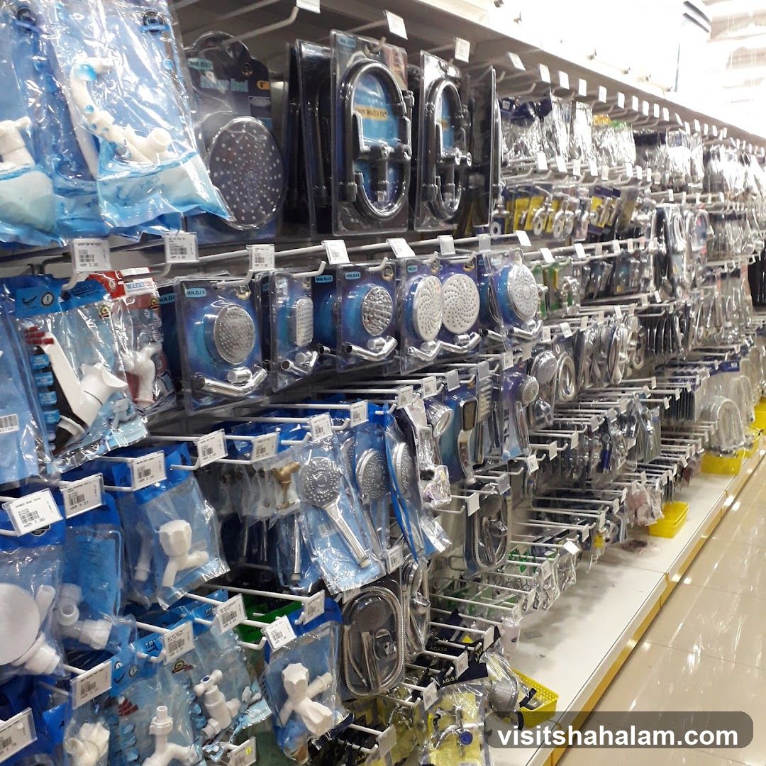 Plumbing Fixtures Display