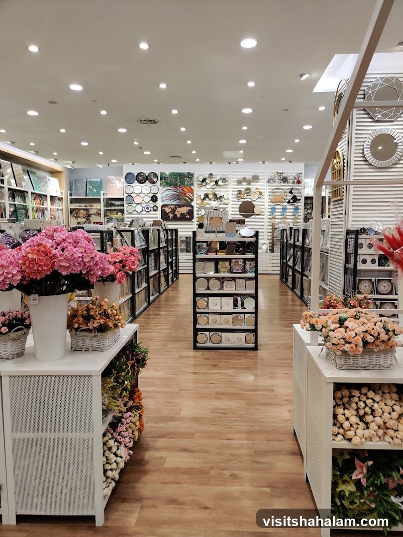 Home Decor Store Interior