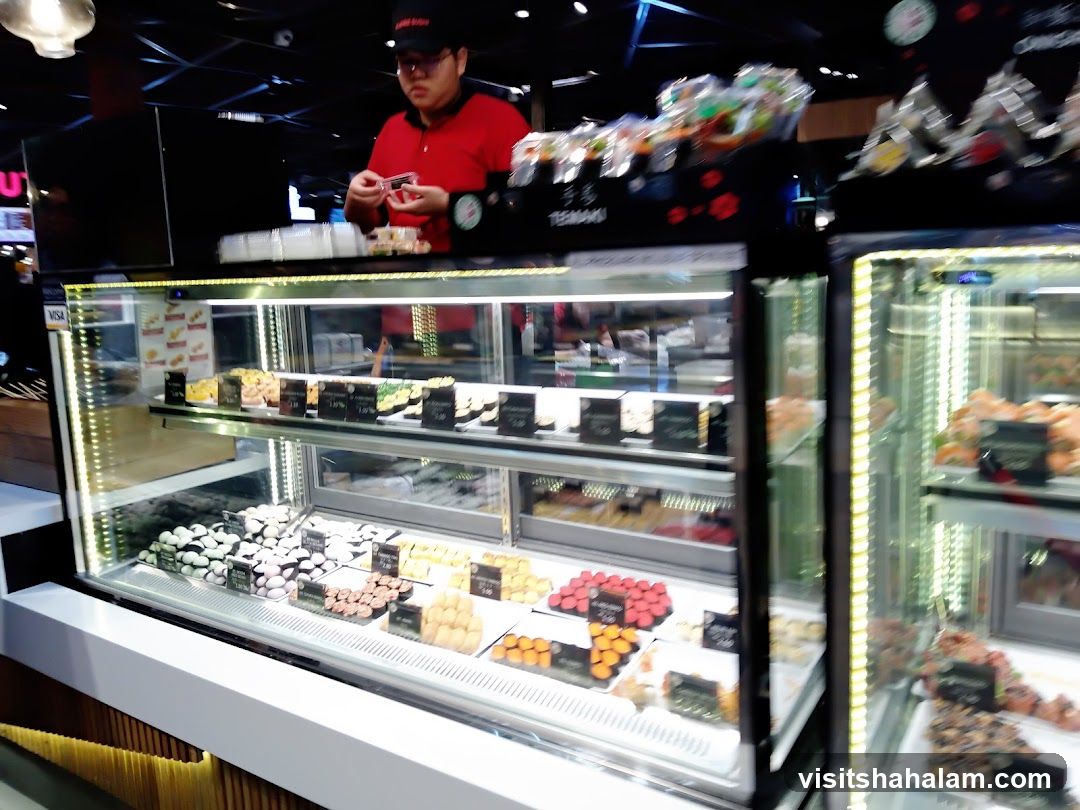 Sushi Display Case