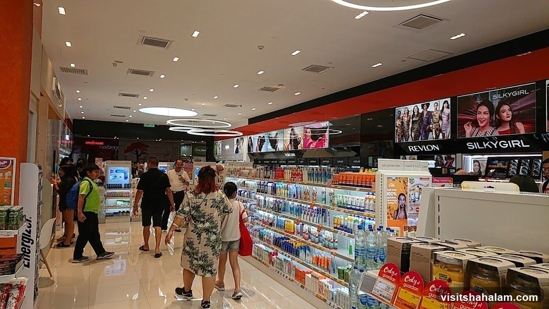 Cosmetics and Health Products Store
