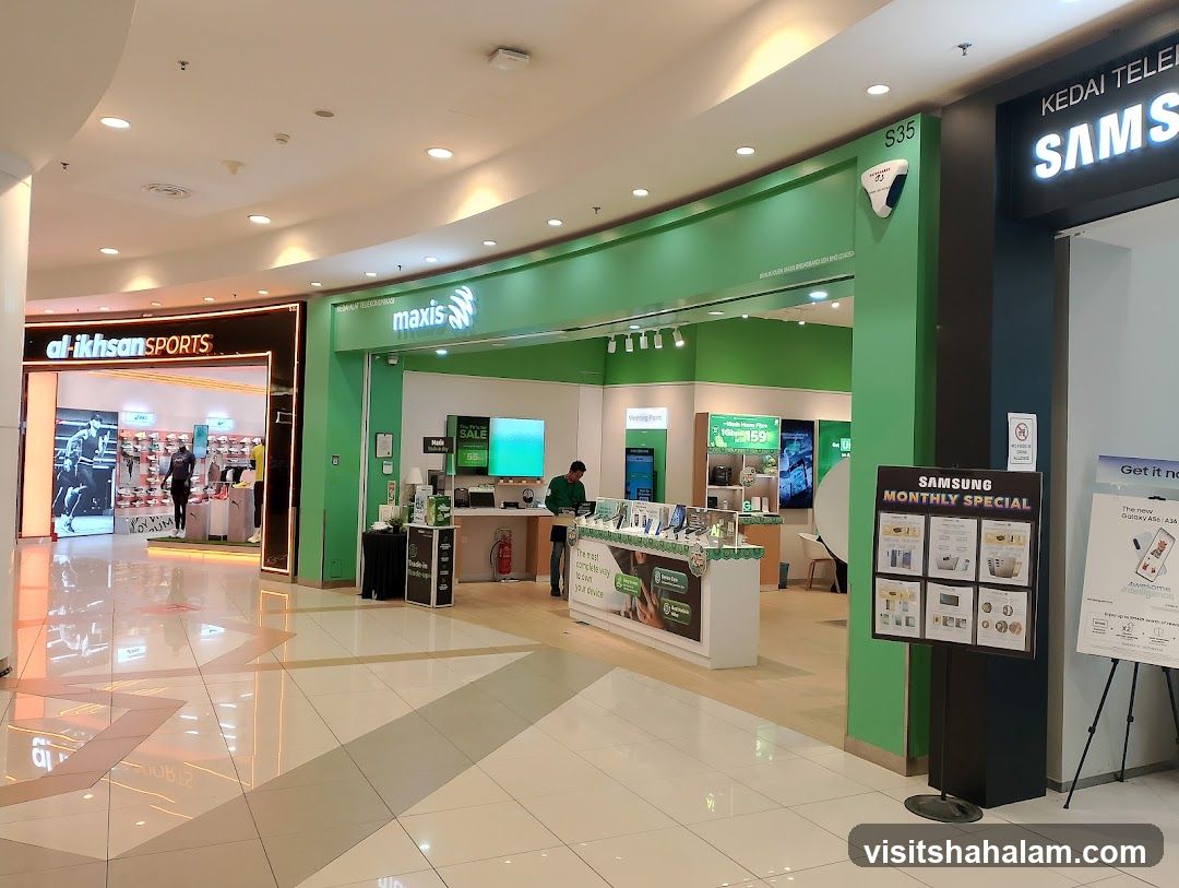 Maxis and Samsung Stores