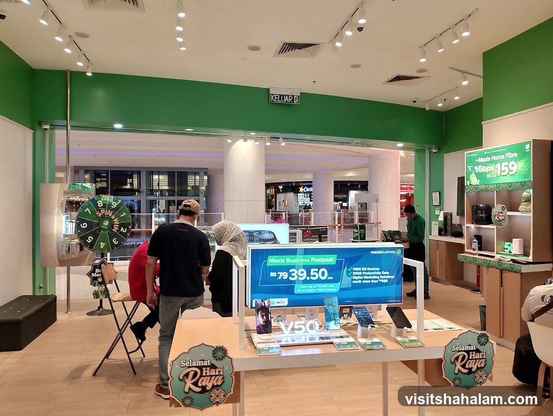 Telecommunications Store Display