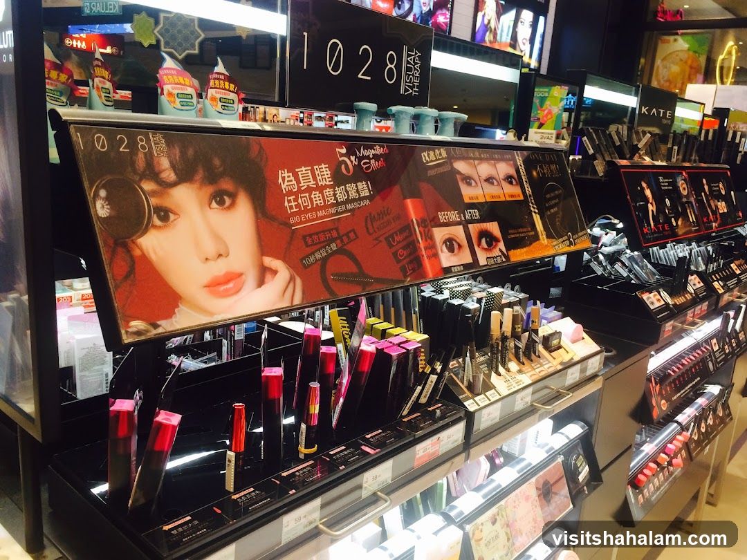 Cosmetics Display