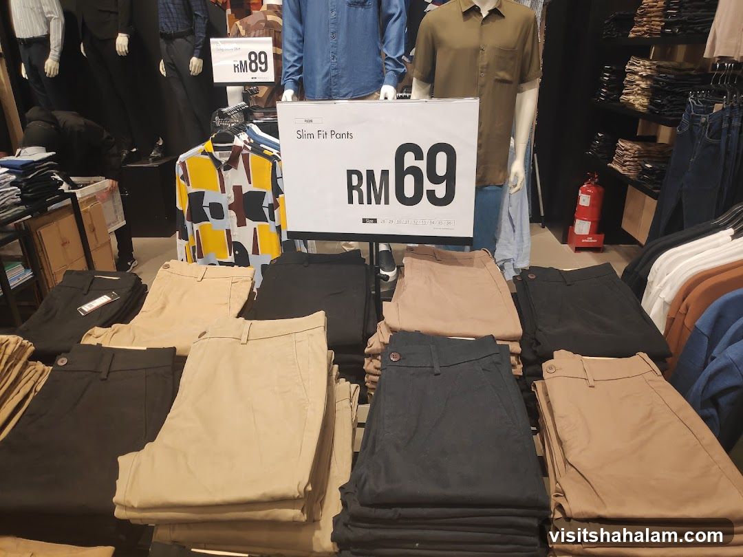 Pants Display