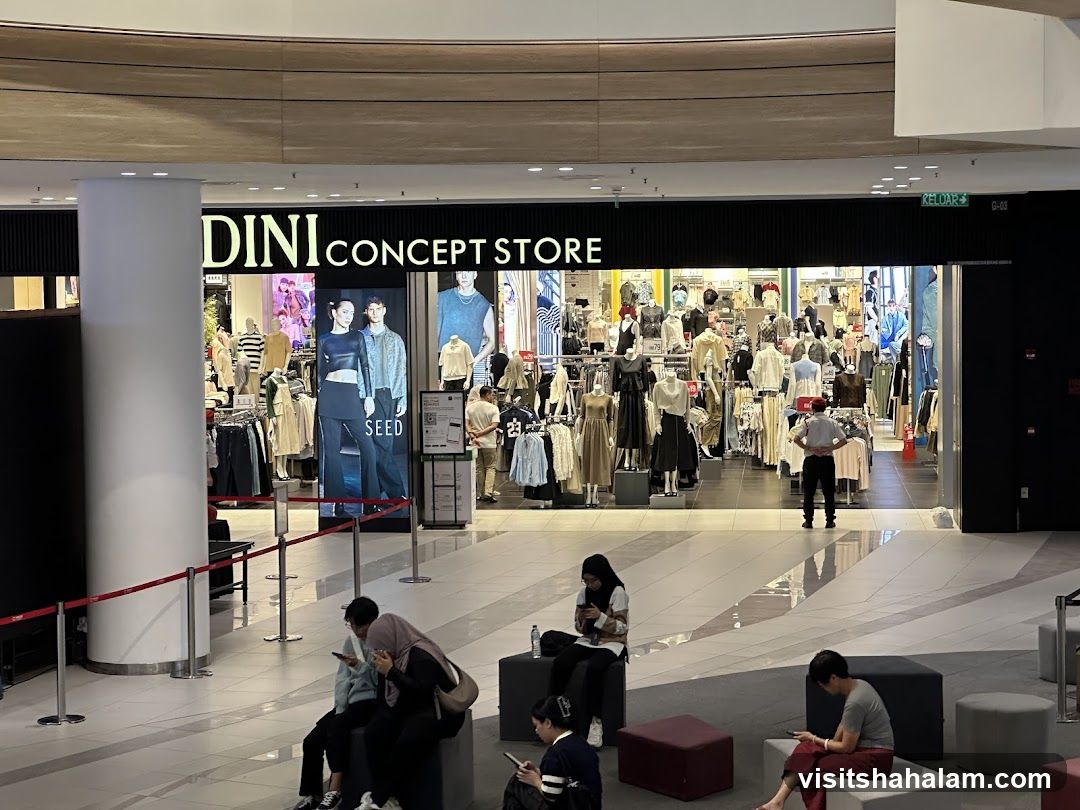 Padini Concept Store