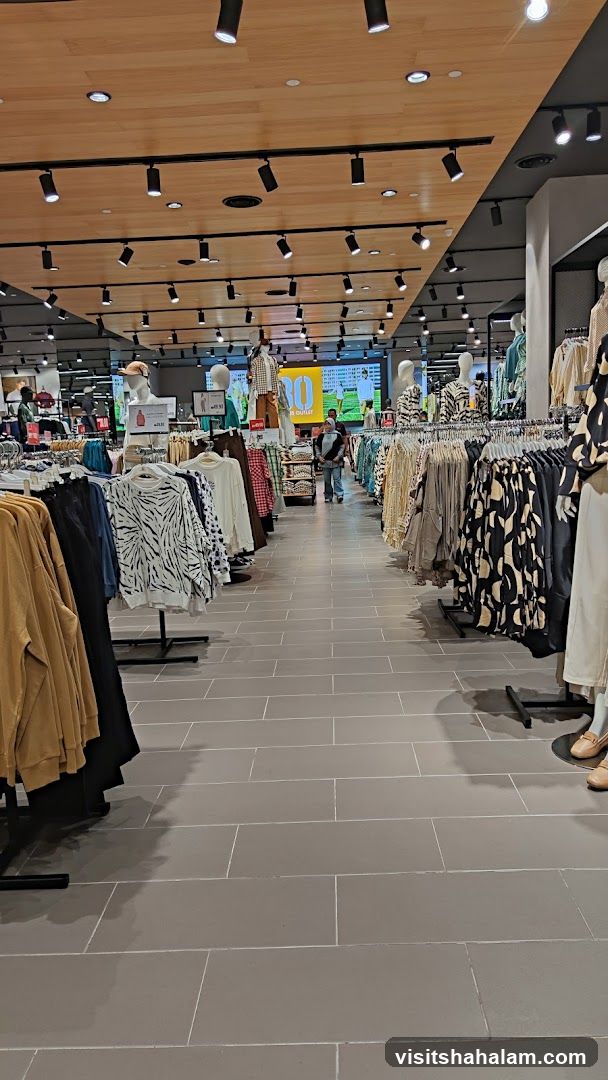 Clothing store interior