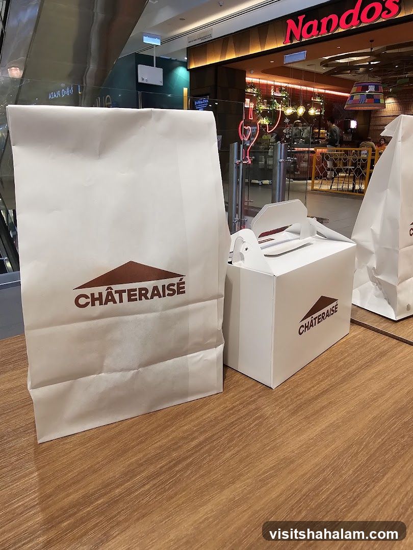 Chateraise Bags and Box