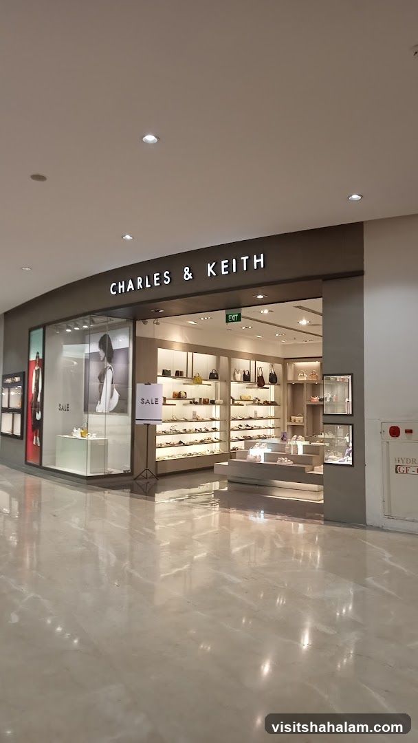 CHARLES & KEITH