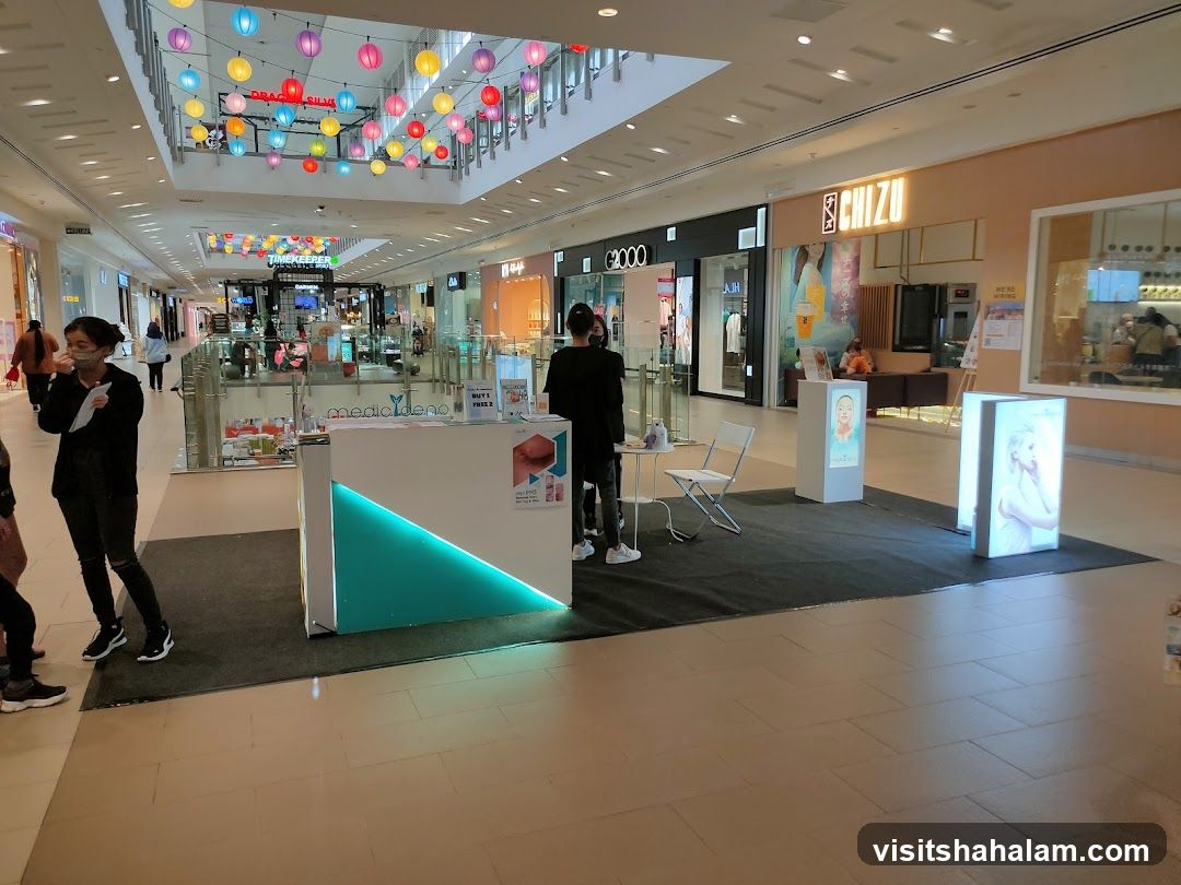 Mall Kiosk and Shops