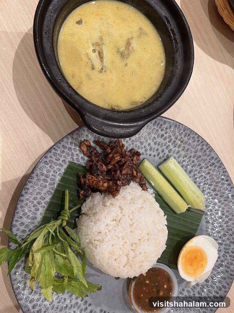 Nasi Lemak with Curry