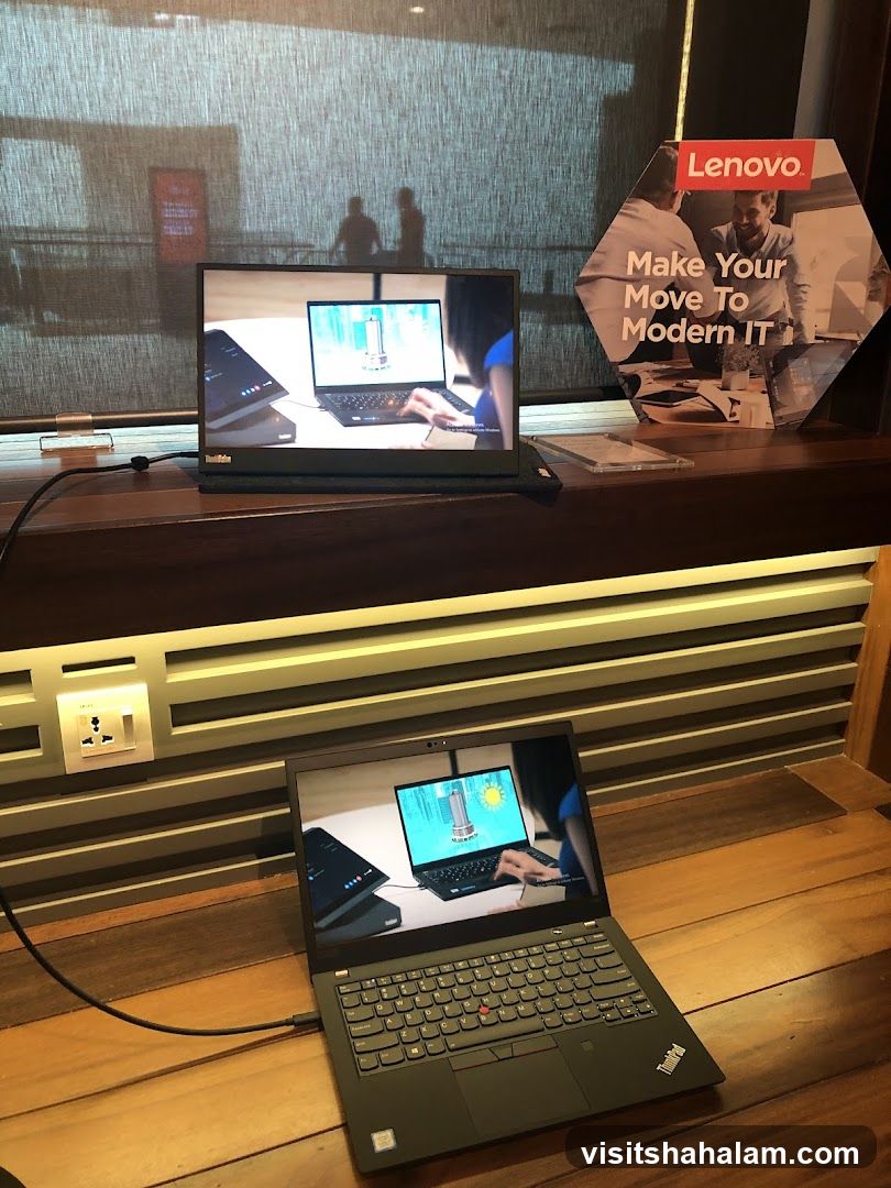 Lenovo Product Display