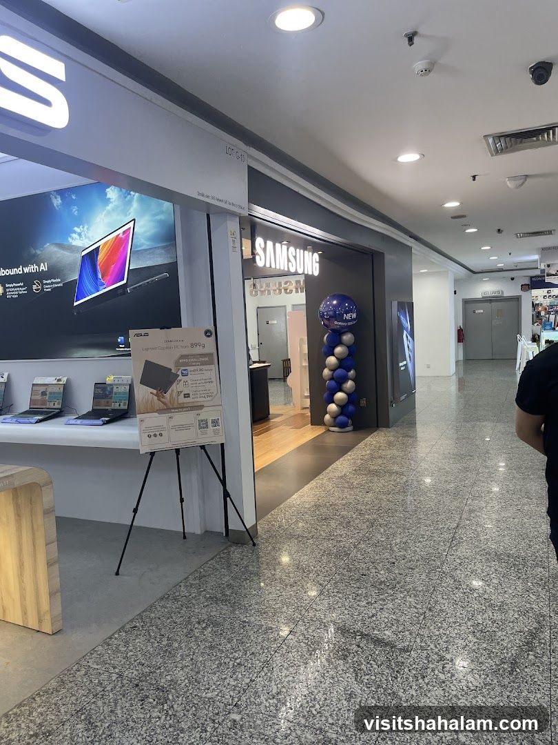 Samsung Store Entrance