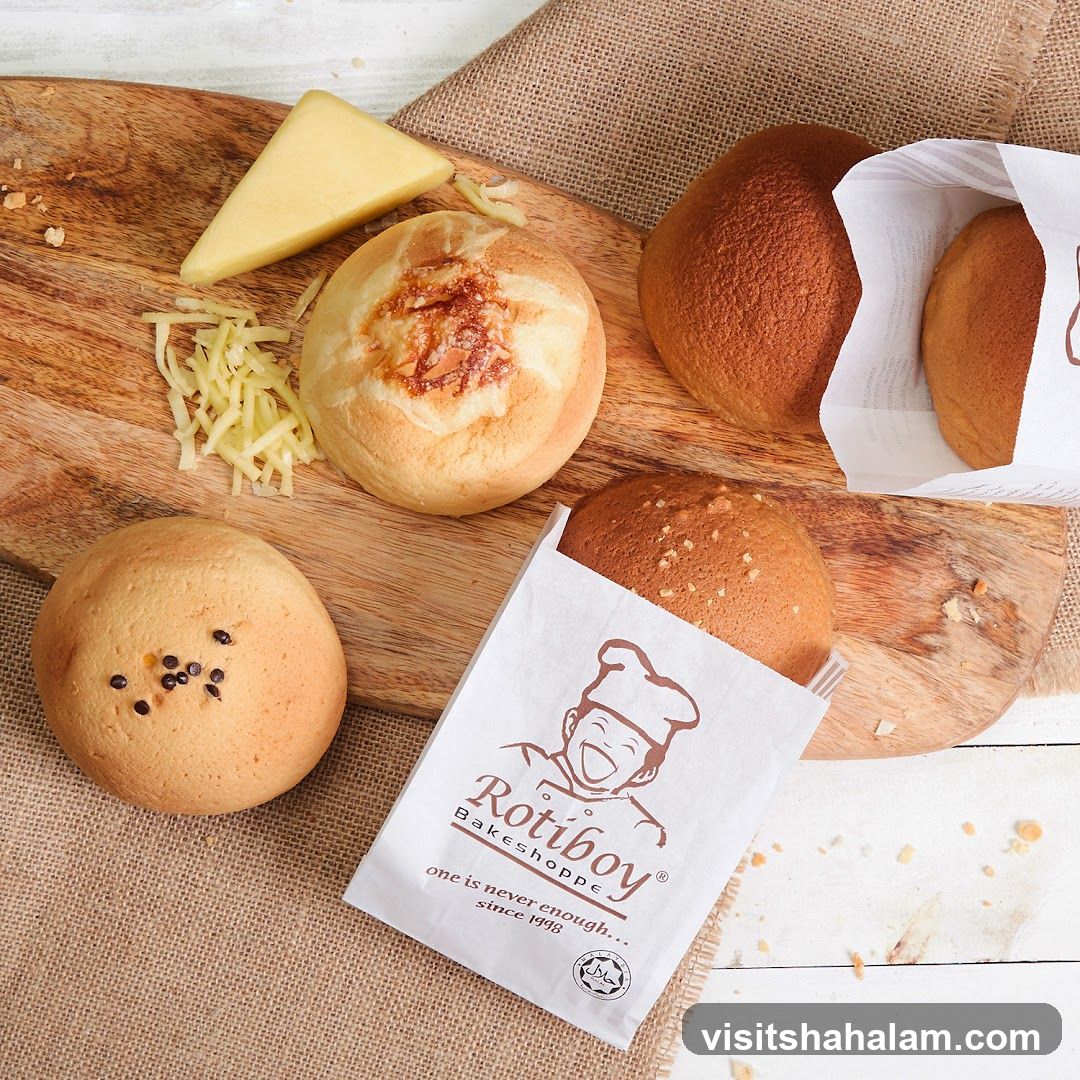 Rotiboy Bakeshoppe buns