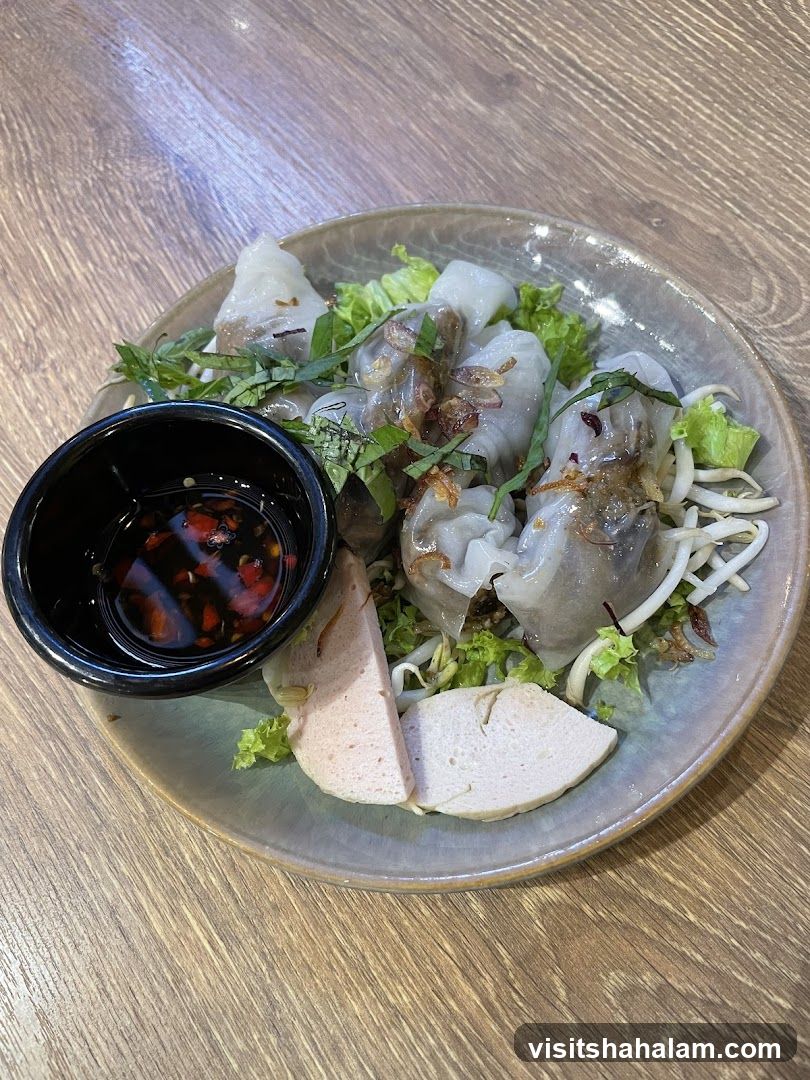 Vietnamese Steamed Rice Rolls