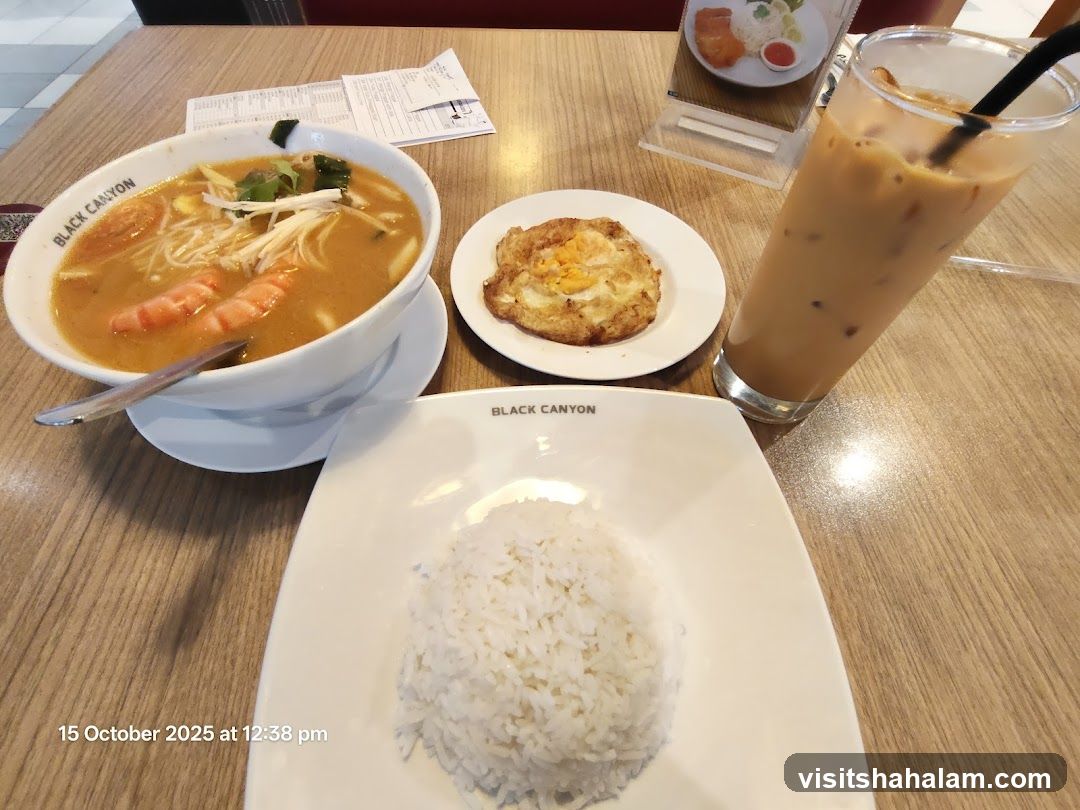 Meal at Black Canyon