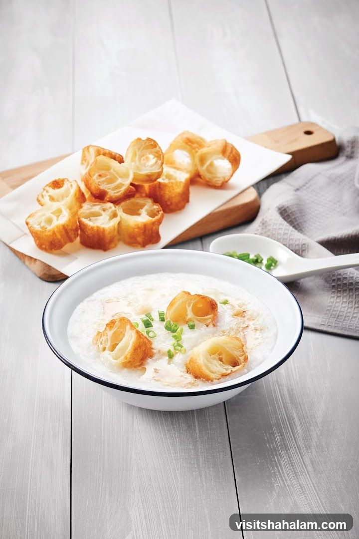 Congee with Fried Dough Sticks