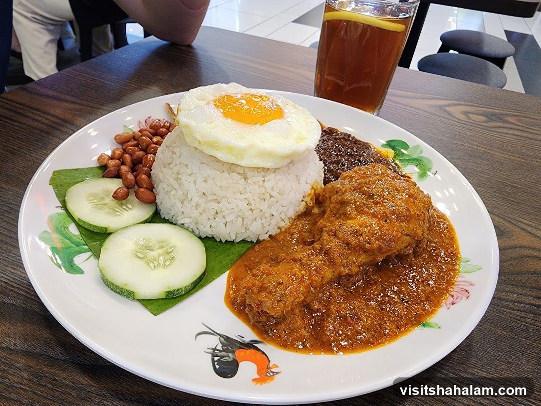 Nasi Lemak with Chicken and Fried Egg
