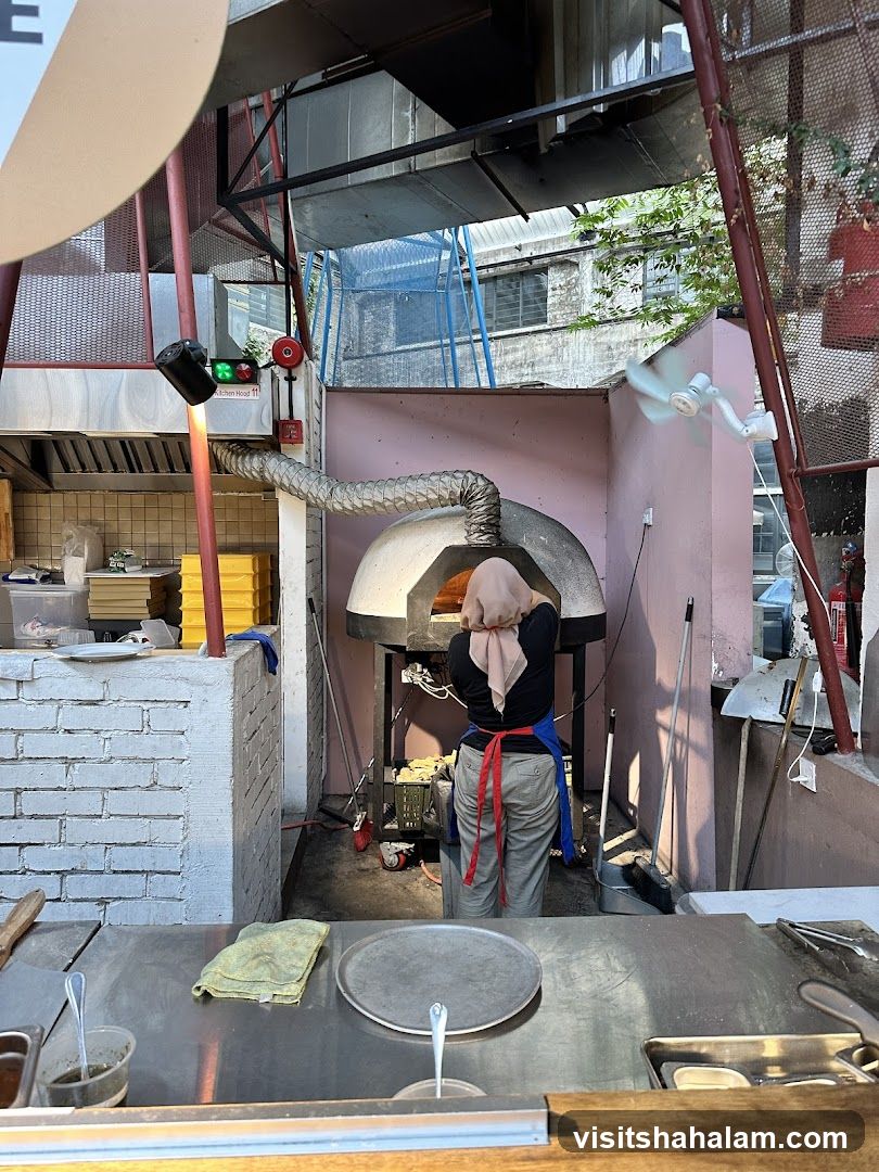 Pizza Oven