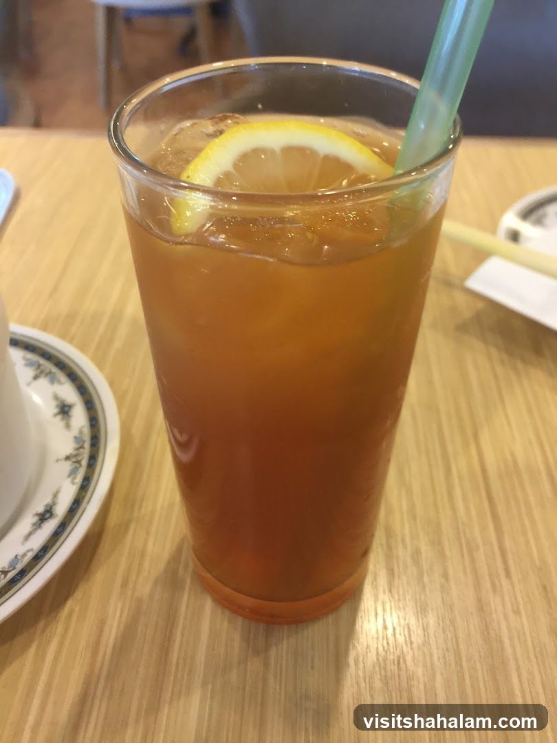 Iced Tea with Lemon