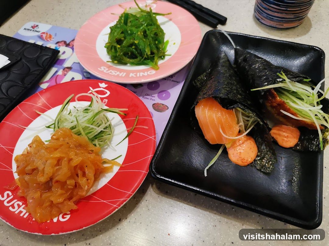 Sushi and Seaweed Salad