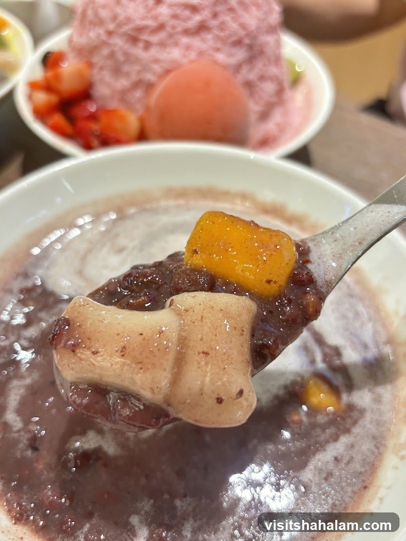 Dessert with Mango and Mochi