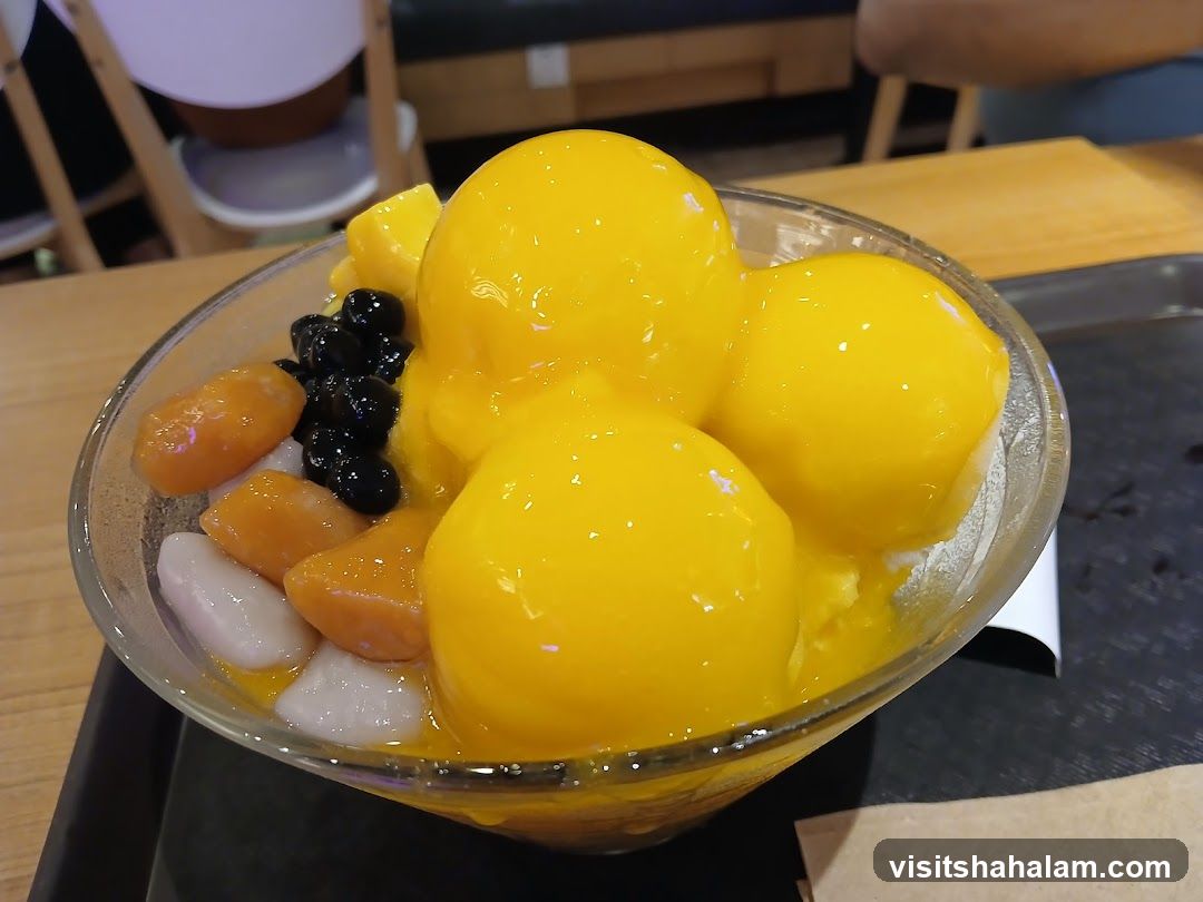 Mango Shaved Ice Dessert