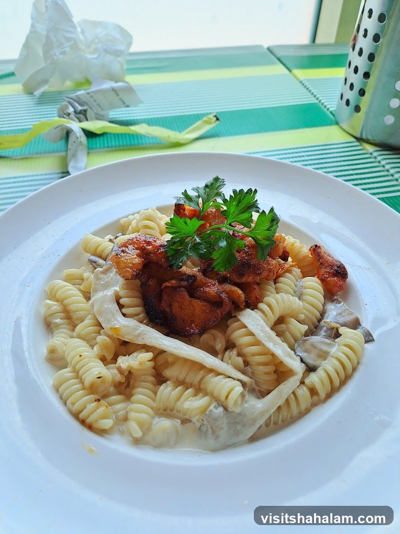 Pasta with Chicken and Mushrooms