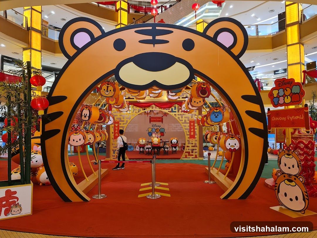 Disney Tsum Tsum Lunar New Year Display