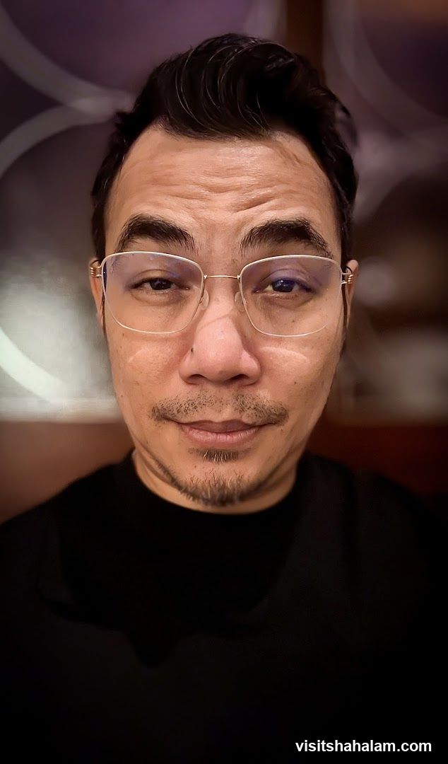 Man Wearing Glasses