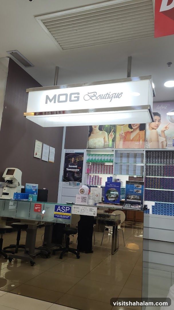MOG Boutique Interior