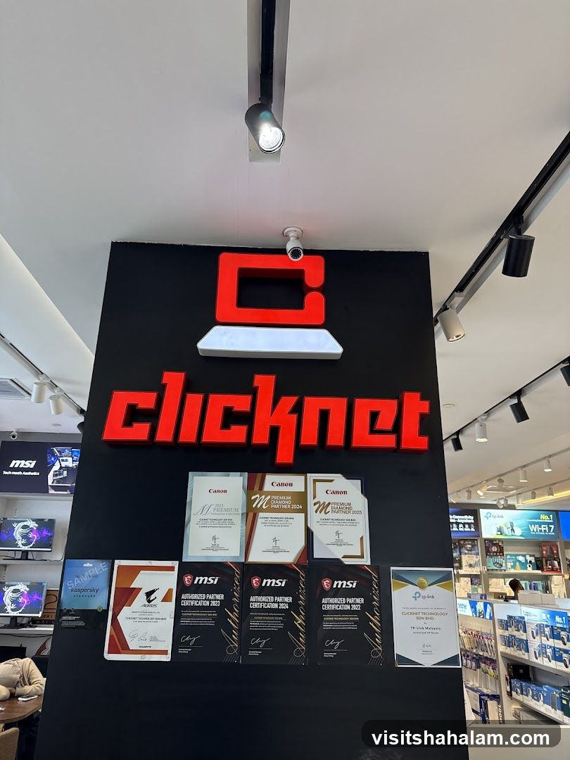Clicknet Store Interior