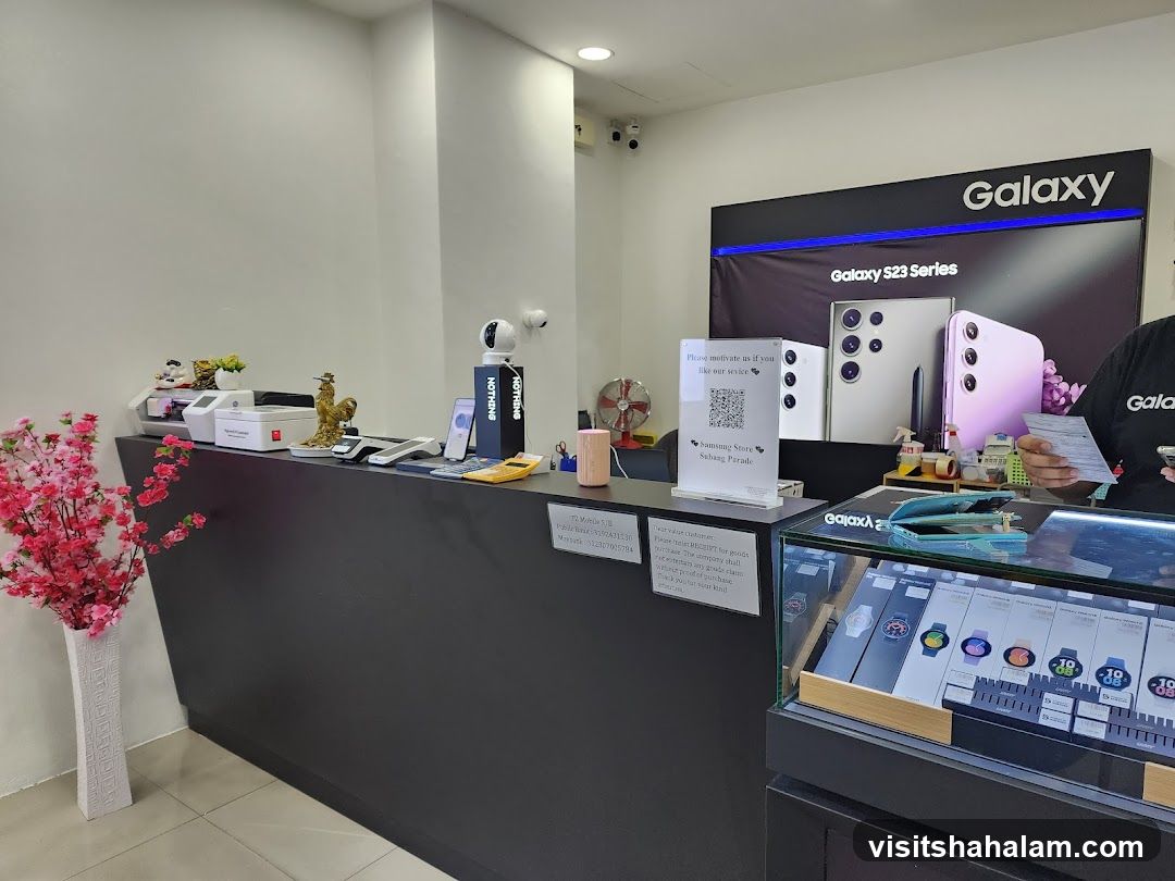 Samsung Store Interior