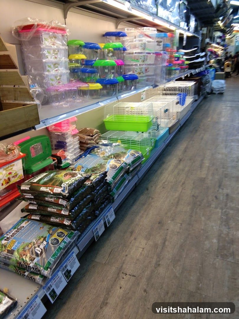 Pet Supplies Aisle