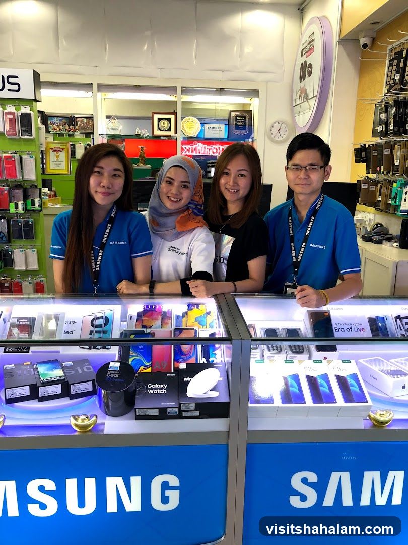Samsung Store Staff