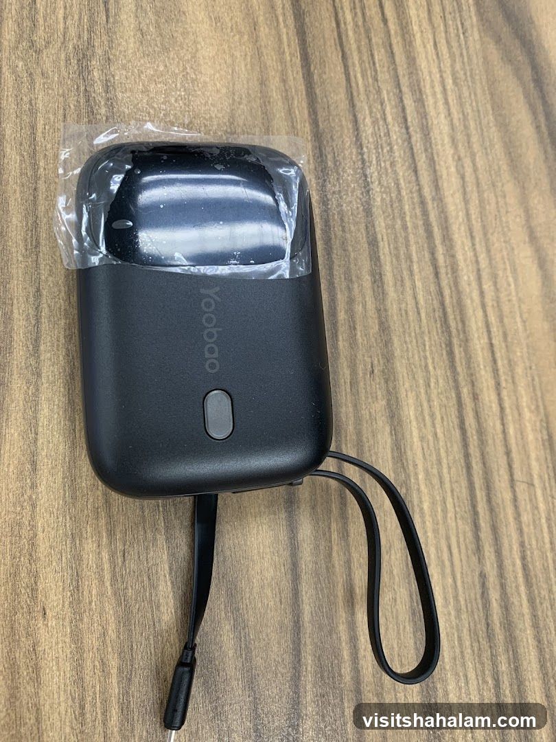 Black Yoobao Power Bank