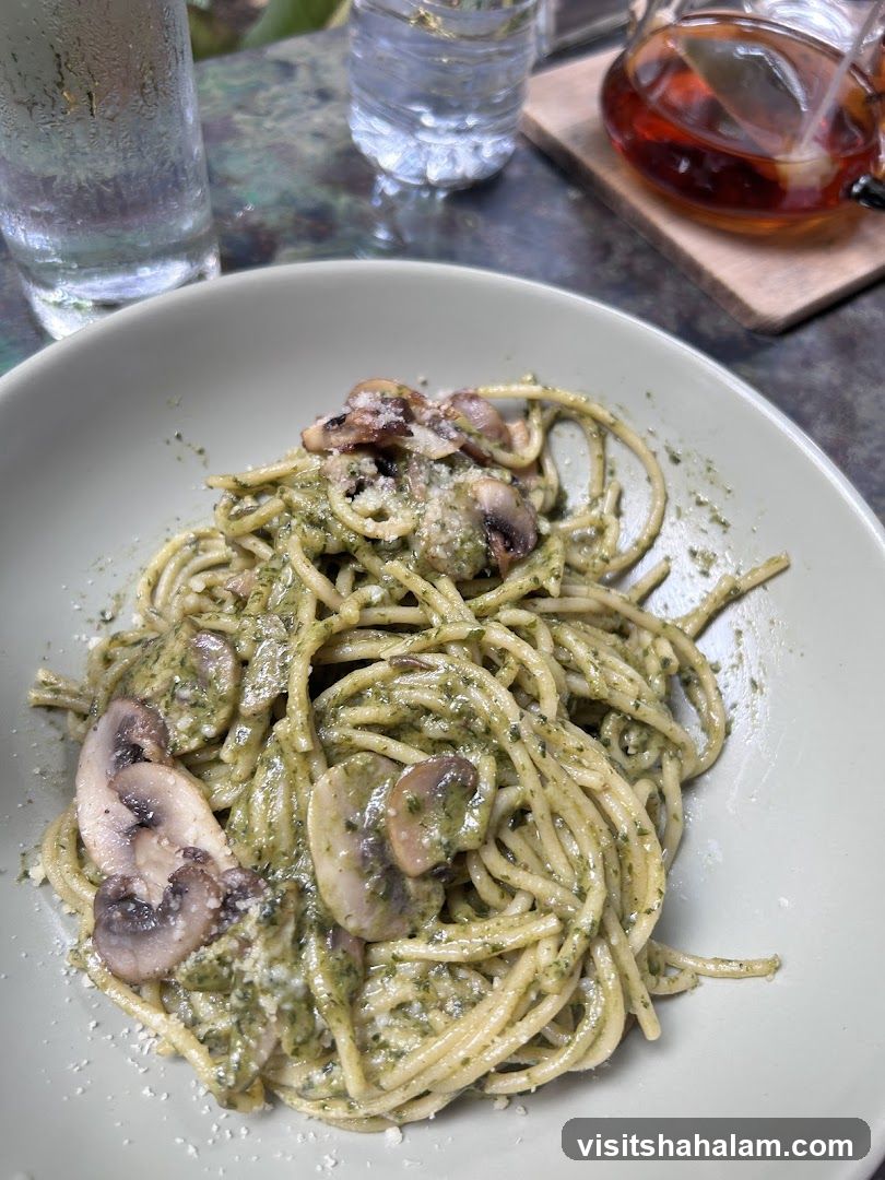 Mushroom Pesto Pasta